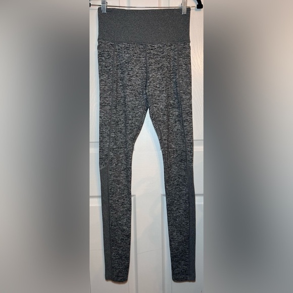 ATHLETA Exhale Heel Tight- Heathered Grey/ Size Small - Picture 2 of 8